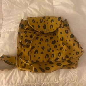 Baggu leopard backpack - new